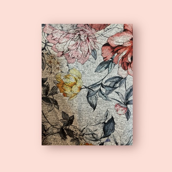 A lovely top by Style & Co in size medium - Picture 3 of 6